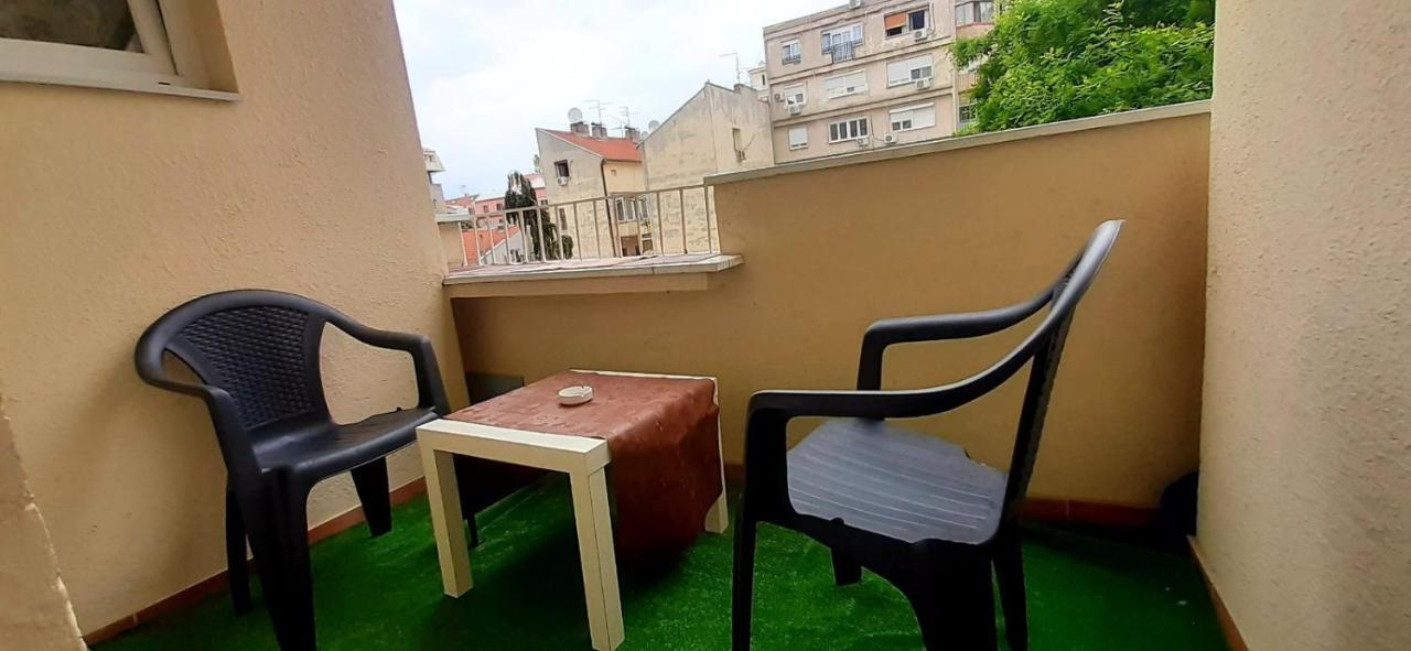 Apartment Alex 2 Belgrade Exterior photo