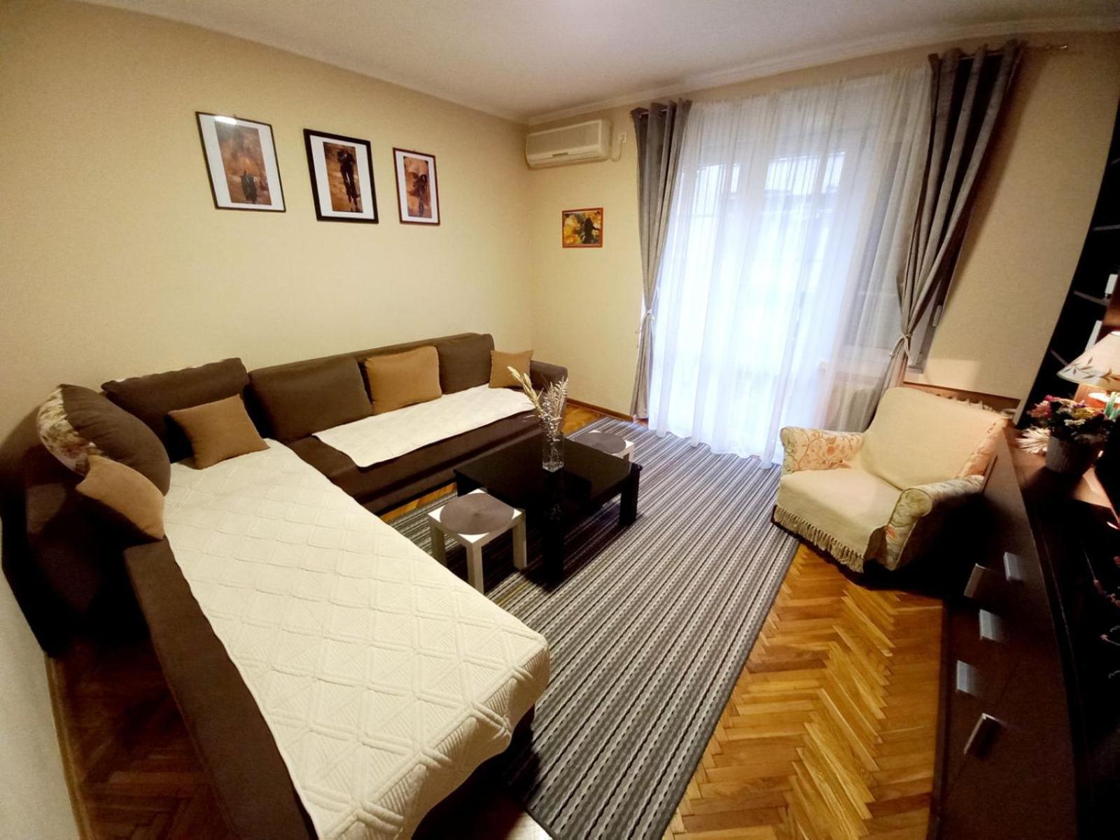 Apartment Alex 2 Belgrade Exterior photo
